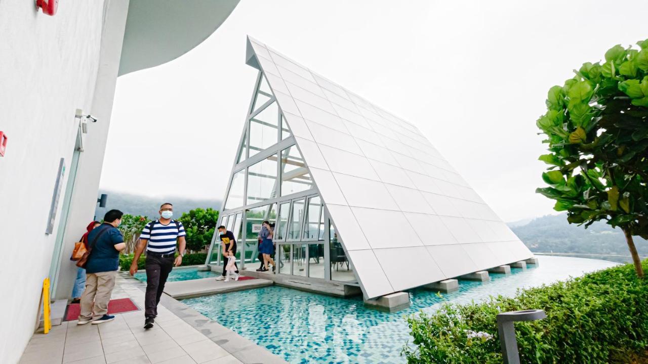 Genting Windmill Moutain View 4-Room Executive Suite Genting Highlands Exterior photo